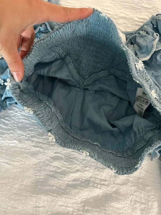 Anthropologie Hannah Lynn chambray embroidered smocked crop top longslv blouse - Picture 8 of 12